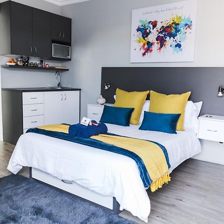 Wanderlust Private Studio Apartment Langebaan Exterior foto
